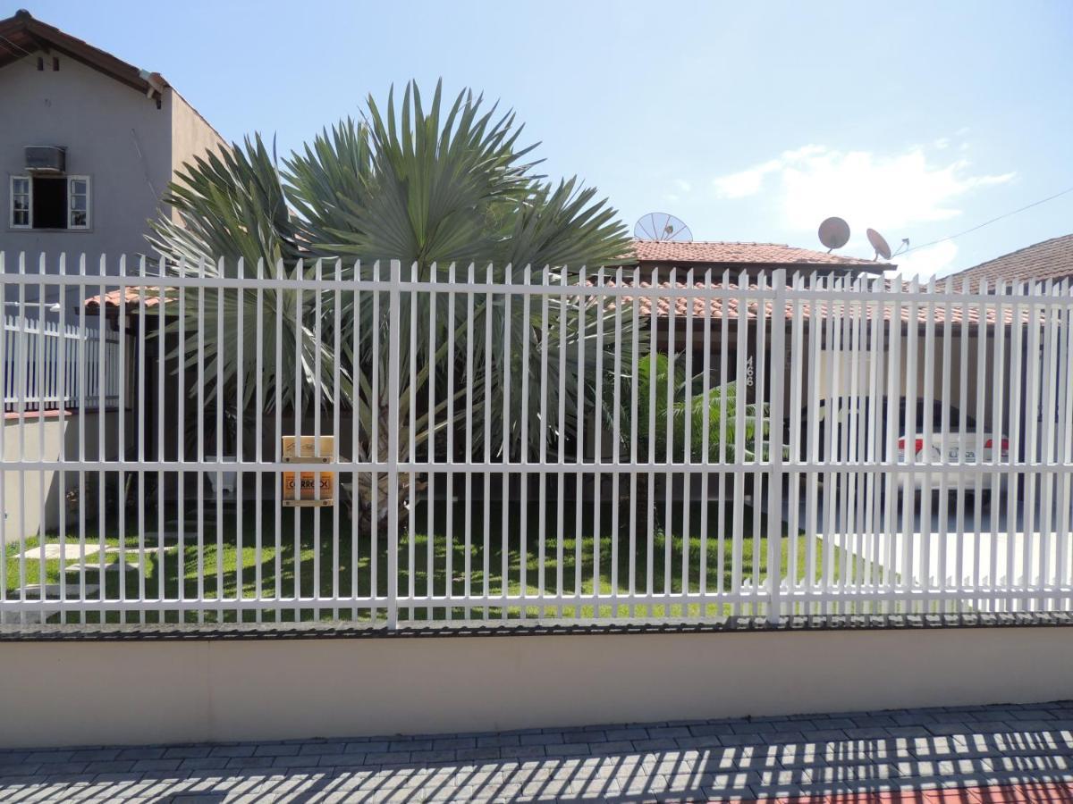 ペーニャ Casa Parque E Kartodromoヴィラ エクステリア 写真